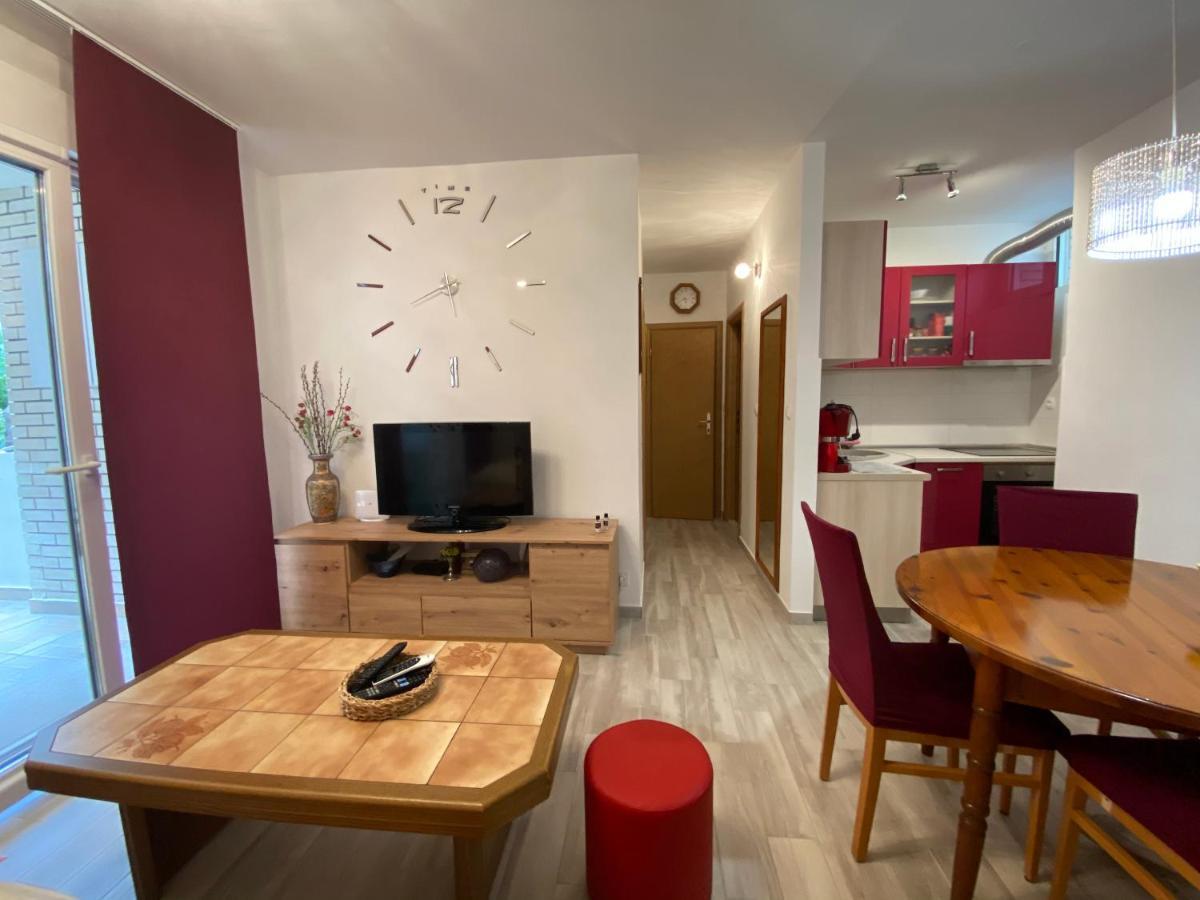 Priko Cetine Apartman Omiš Kültér fotó